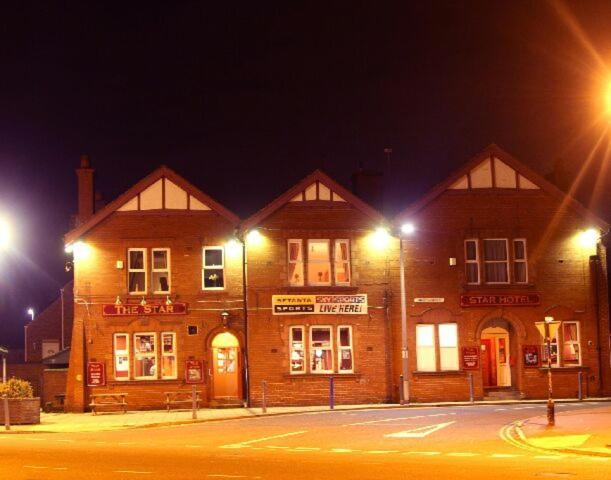 The Star Hotel Barnsley Buitenkant foto